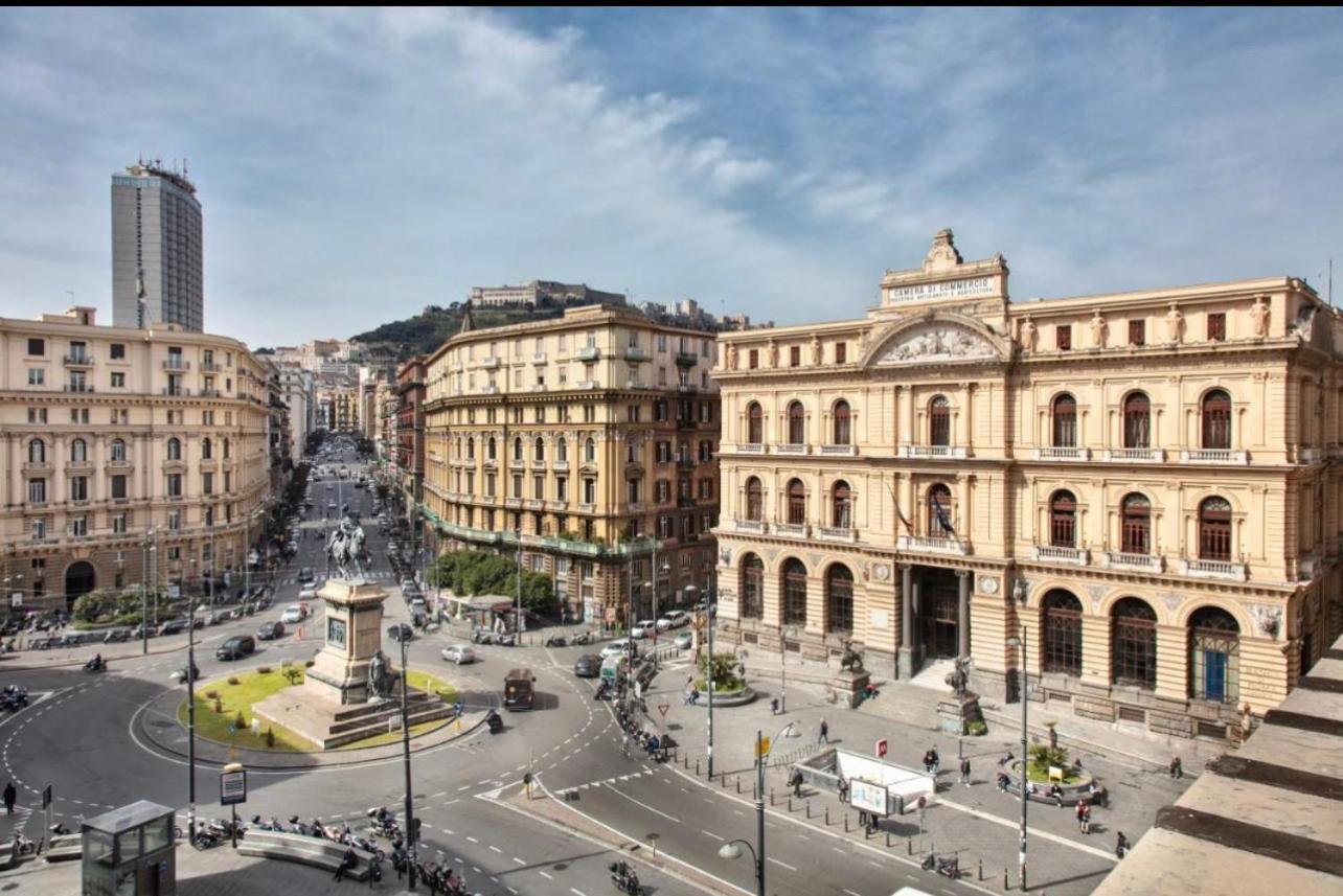Hotel La Lepre Felice-Bovio Nápoles Exterior foto